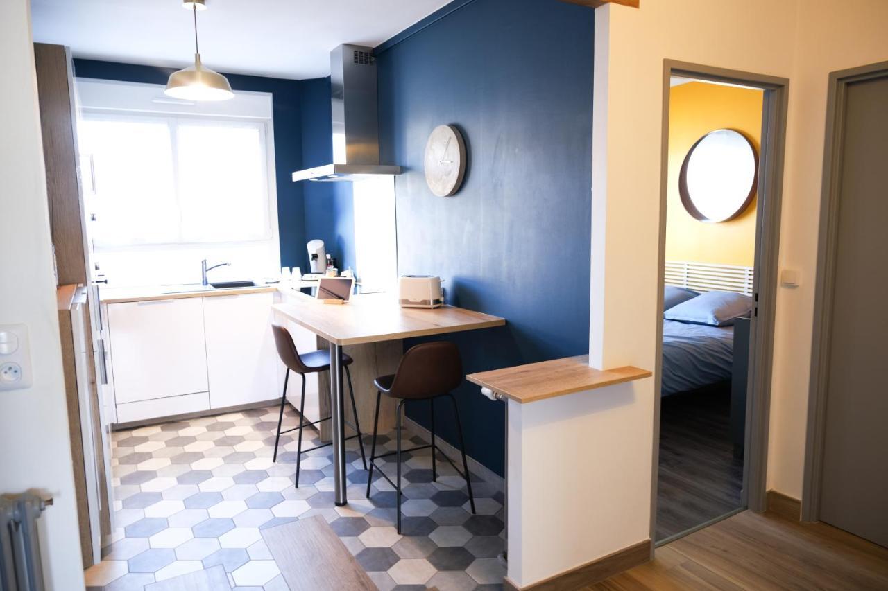 Le Grand Chambord 2 Apartment Laval  Exterior foto